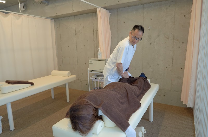 いわたとしひろ整骨院