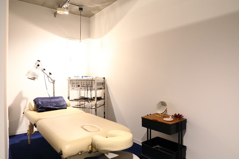 総合鍼灸整骨院 Zenith Tokyo